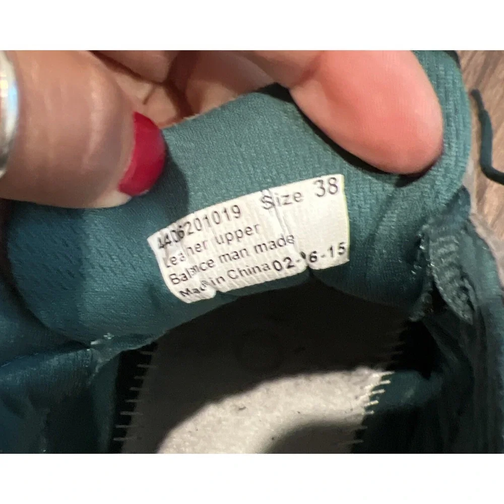 Dansko Womens Shoes Sneakers Gray Size US38 Suede Athletic Walking Running